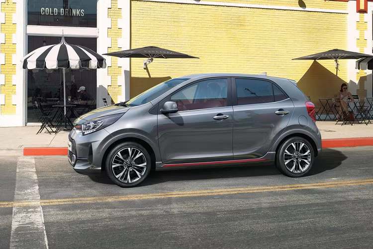 Khách hàng mua Picanto 2021 có thể lựa chọn 10 màu sơn cùng 2 tùy chọn mâm 14 inch đa chấu hoặc mâm 16 inch 2 tông màu.