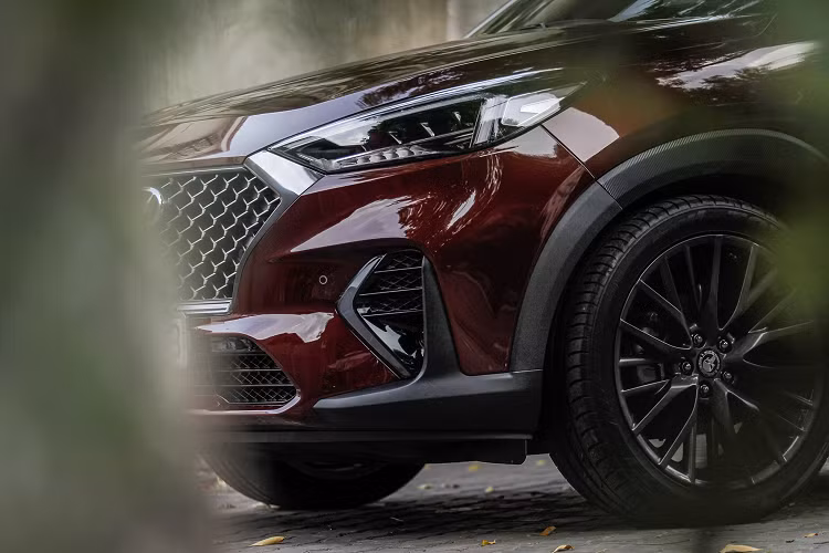 Anh chia sẻ, toàn bộ chi phí để nâng cấp đầu xe phong cách N-Line cho Hyundai Tucson rơi vào khoảng 80 triệu đồng.