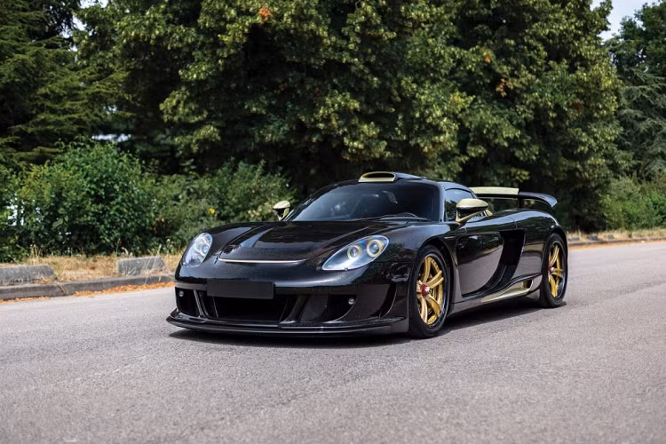 Hiện tại, chiếc Gemballa Mirage GT đặc biệt này mới chỉ lăn bánh được khoảng 6.500 km và nó sẽ được mang lên sàn đấu giá vào tháng 2 tới đây, dự kiến thu về khoảng gần 1 triệu USD.
