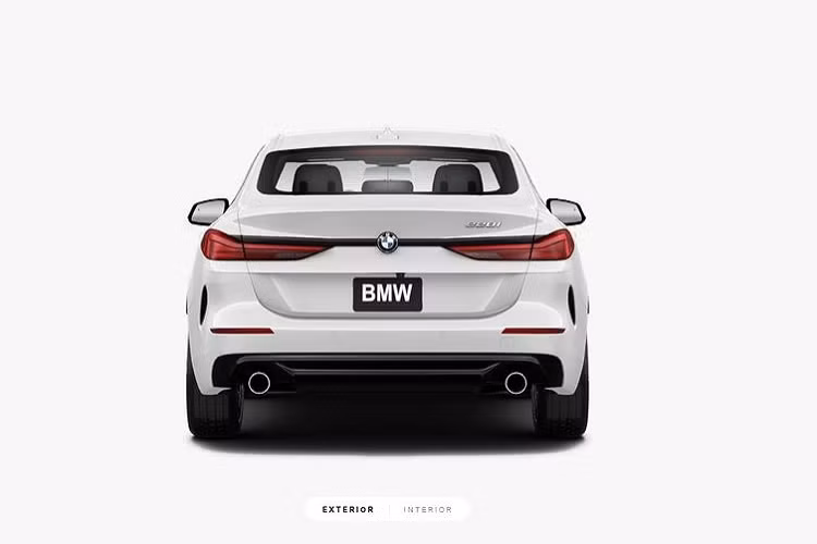 Trên thực tế, BMW 228i phiên bản sDrive Gran Coupe có thể xem là mẫu sedan đầu tiên của BMW sử dụng hệ dẫn động cầu trước (FWD) tại thị trường Bắc Mỹ.