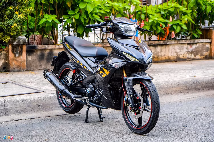 Ra mắt cuối 2014, Yamaha Exciter 150 thay thế cho Exciter 135 - mẫu xe giúp Yamaha thống trị phân khúc xe côn tay phổ thông tại Việt Nam.