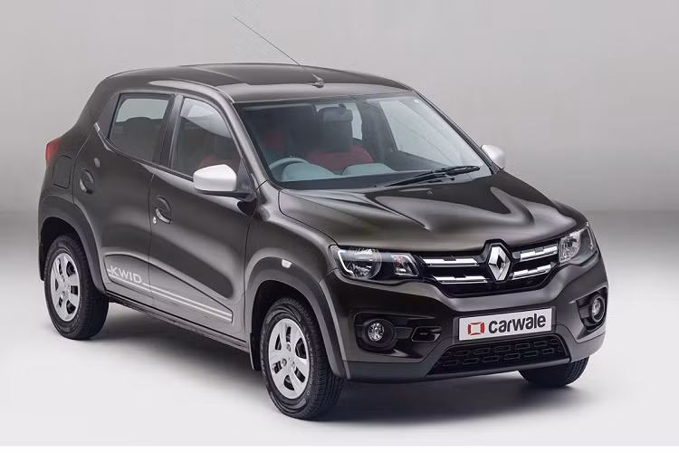 Các tính năng an toàn cũng khá đầy đủ như túi khí cho người lái, ABS với EBD, nhắc nhở thắt dây an toàn cho người lái và hành khách, hệ thống cảnh báo tốc độ và cảm biến đỗ xe ngược
