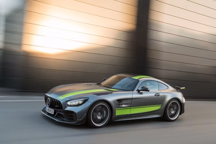 Bên cạnh việc phân phối GT R Pro 2021 tại thị trường Australia, AMG Performance Center còn phân phối các dòng xe hiệu suất cao khác của Mercedes như dòng GT S Coupe (216.903 USD), GT C Coupe (229.940 USD), GT Roadster (247.646 USD)...