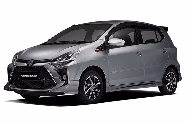 Tại Việt nam, Toyota Wigo được phân phối dưới dạng nhập khẩu từ Indonesia và được hưởng thuế nhập khẩu 0% khi cập bến. Đây là mẫu xe chiến lược của Toyota tại phân khúc xe đô thị cỡ nhỏ trên thị trường Việt, đối đầu với các đối thủ như Hyundai Grand i10 và Kia Morning.