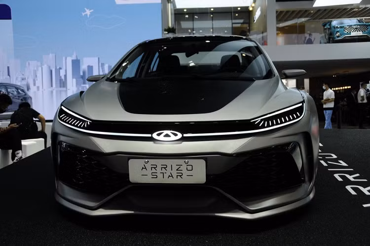Chery Arrizo Star 2021 mới là một trong những chiếc xe có diện mạo ngầu nhất tại hội trường Triển lãm Ô tô Bắc Kinh 2020 lần này. Có thể nói rằng Arrizo Star là một trong những mẫu xe đẹp nhất, bắt mắt nhất từ Trung Quốc vào lúc này.