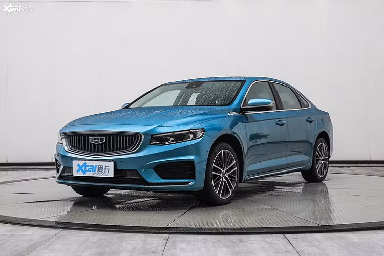 Tại Triển lãm Ô tô Bắc Kinh mới diễn ra vào đầu tháng này, thương hiệu Geely đã giới thiệu tới công chúng mẫu sedan cao cấp mới mang tên Geely Xing Rui 2021 mới, trước đây là bản concept Preface. Giờ đây, mẫu xe này đa chính thức tới các đại lý và bán đến tay người tiêu dùng tại Trung Quốc.