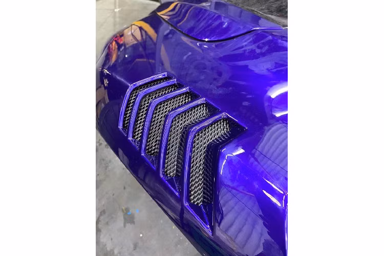 Như vậy, sau khi đã bán đi chiếc siêu xe Lamborghini Aventador Limited Edition 50 độc nhất Việt Nam, doanh nhân Vũng Tàu đã tập trung hết sức lực vào một dự án độ cũng thuộc diện có một không hai ở dải đất hình chữ S này chính là chiếc McLaren 720S độ N-Largo của hãng Novitec.