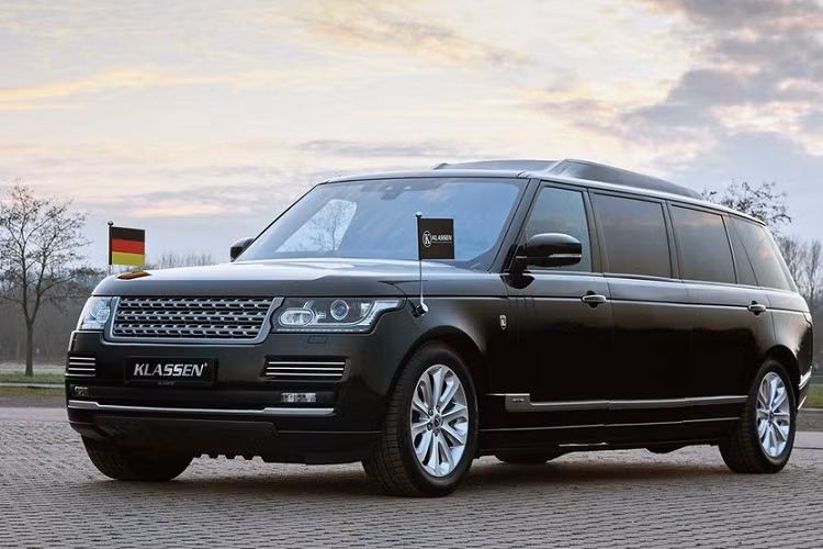 Chúng ta thường biết đến thương hiệu Klassen Luxury trong vai trò một công ty chuyên chuyển đổi những chiếc Mercedes-Benz và Maybach từ sang trọng trở thành… siêu sang trọng. Tuy nhiên, công ty độ xe gốc Đức này không chỉ biết nâng cấp mỗi xe của thương hiệu ngôi sao ba cánh.