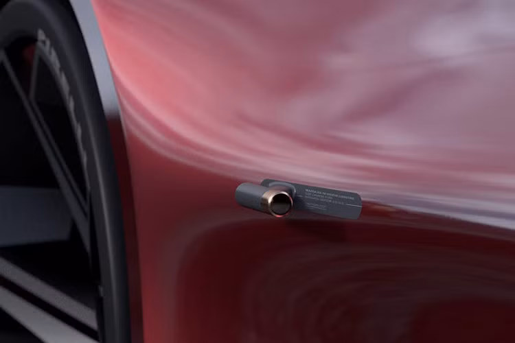 Thiết kế này sẽ cho phép siêu xe Mazda RX-10 Vision Longtail lao như tên bắn từ 0 lên gần 100km/h trong 2,5 giây và đạt tốc độ tối đa 426km/h. Việc sử dụng rộng rãi các vật liệu nhẹ cũng sẽ khiến trọng lượng giảm xuống chỉ còn 657 kg.