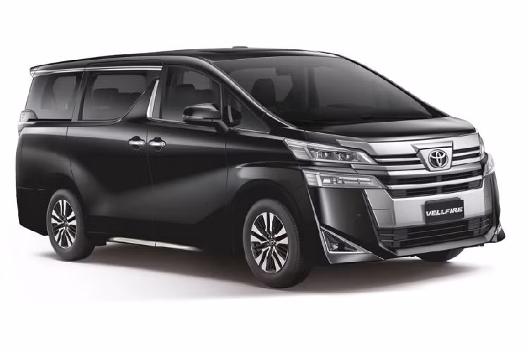 Tuy nhiên, bộ đôi xe MPV hạng sang Toyota hiện đã đi kèm với các tính năng bổ sung. Đầu tiên là Toyota Safety Sense (TSS). Bộ hệ thống hỗ trợ người lái này bao gồm hệ thống cảnh báo trước va chạm (PCS), cảnh báo chệch làn đường (LDA), hỗ trợ theo dõi làn đường (LTA) và Kiểm soát hành trình dựa trên radar (DRCC).