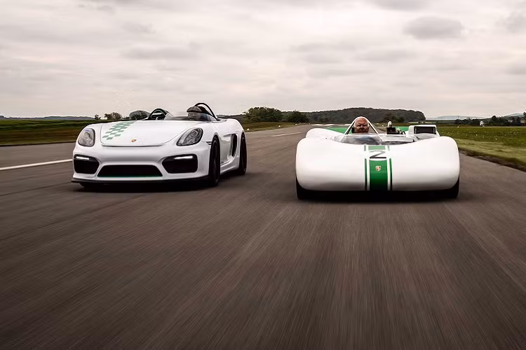 Porsche Boxster Bergspyder đã ra mắt công chúng tại sự kiện Gaisberg Hillclimb trong năm 2019 và hiện đang được trưng bày tại Viện bảo tàng của hãng siêu xe Porsche, nằm ngay bên cạnh 909 Bergspyder.