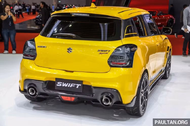 Mẫu xe hatchback Swift Sport 2020 tiêu chuẩn sử dụng động cơ xăng tăng áp Boosterjet 1.4L sản sinh công suất 138 mã lực tại 5.500 vòng/phút và mô-men xoắn 230 Nm.