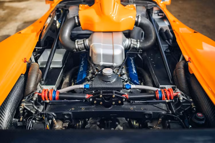 Tuy nhiên, vẫn có người muốn mang chiếc siêu xe đường đua MC12 Corsa đến với những buổi gặp mặt, vì thế, hãng độ đến từ Đức – Edo Competition đã ra mắt gói chuyển đổi để biến chiếc MC12 Corsa thành một chiếc xe hợp pháp di chuyển trên phố. Một số lượng ít ỏi MC12 Corsa được biến đổi và chiếc MC12 Corsa màu cam này là chiếc xe độc nhất thế giới.