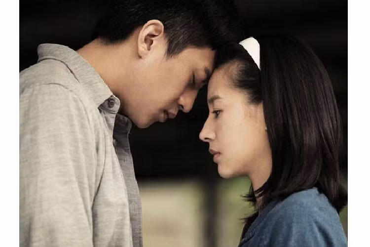 Phụ nữ không mong muốn gì ngoài hai chữ bình yên - Hình 2 Phu nu khong mong muon gi ngoai hai chu binh yen-Hinh-2