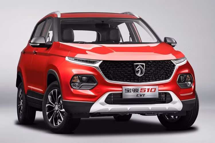 Mẫu xe SUV Chevrolet Groove 2020 trên thực tế được phát triển dựa trên mẫu ôtô Trung Quốc Baojun 510 do liên doanh SAIC-GM-Wuling sản xuất. Như vậy, đây là mẫu xe mang thương hiệu Chevrolet thứ hai do liên doanh này sản xuất, sau Captiva thế hệ thứ hai vốn được phát triển dựa trên Baojun 530.