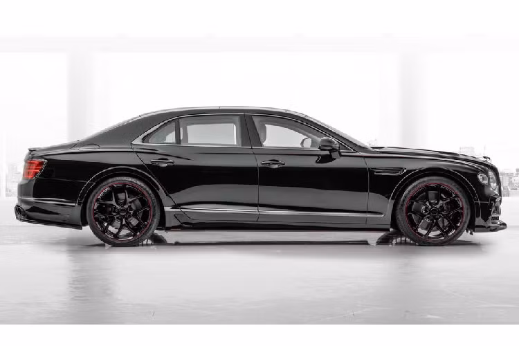 Bắt đầu từ năm 2001, Mansory là đơn vị thiết kế đến từ nước Đức, một chuyên gia nâng sự đẳng cấp của những mẫu xe hạng sang – siêu sang lên một tầm cao mới. Một vài chiếc trong số đó có thể đã khá “lố bịch”, tuy nhiên, bản độ của Bentley Flying Spur 2020 mới đây là một tác phẩm xứng đáng với 2 chữ 'xuất sắc' đến từ Mansory.