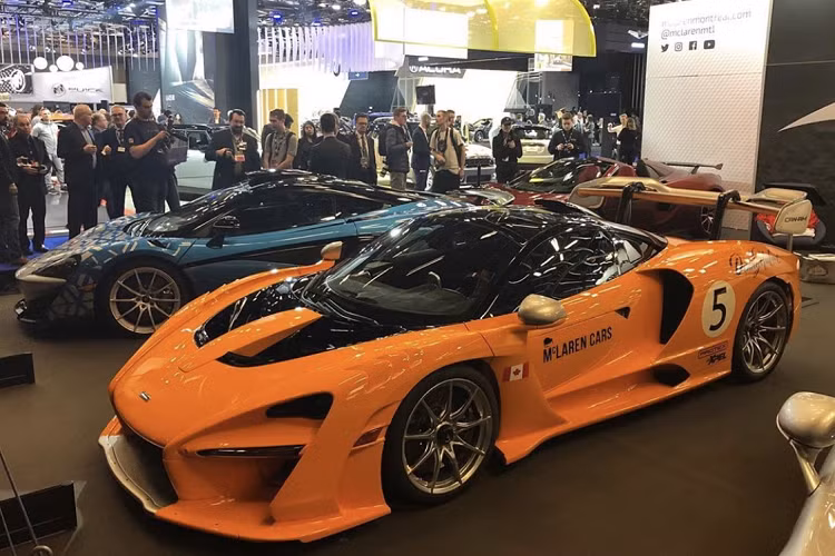 McLaren Senna Can-Am sở hữu ngoại hình tương đồng với những chiếc Senna bản thương mại khác, đi kèm với đó là một số điểm khác biệt như phần tản nhiệt vè trên bánh trước, phần kính cửa cũng được chuyển thành dạng ốp màu cam.