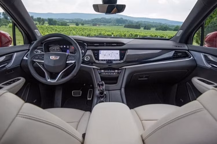Giống với bản xe thông thường, chiếc Cadillac XT6 của AddArmor cũng có trang bị động cơ V6 dung tích 3.6 lít sản sinh 310 mã lực và 367 Nm mô-men xoắn cực đại.