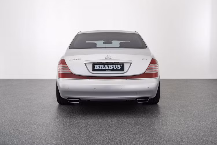 Có thể nói, với những người yêu thích thương hiệu Maybach cũ, chiếc 57S độ Brabus này là một cơ hội không thể bỏ qua.