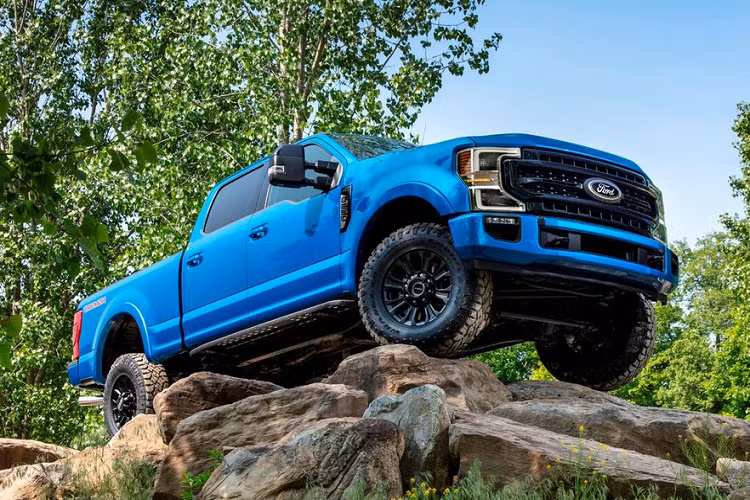 Ford up mo ap dung cong nghe sieu xe cho F-Series