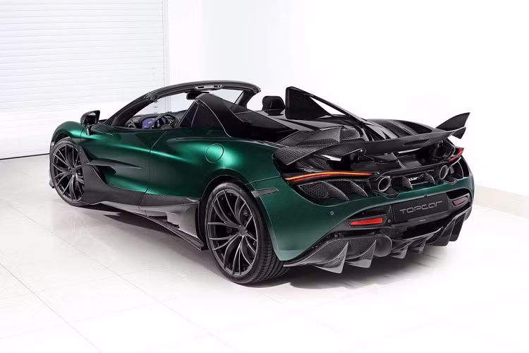 Giống với những gói độ khác của TopCar trước đây, gói độ được dành cho McLaren 720S Spider hàng khủng này cũng được làm một cách công phu và khi lắp đặt lên xe, nó cho chiếc xe có được một cái nhìn mới ấn tượng hơn.