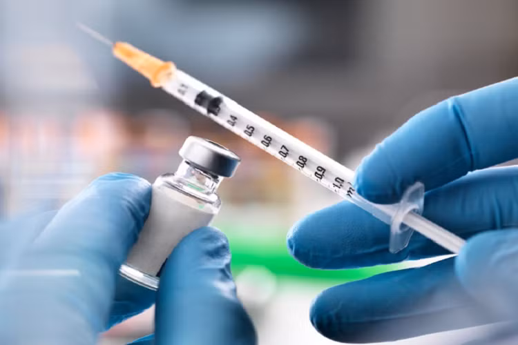 Vaccine ngua Covid-19 da san sang thu nghiem tren nguoi