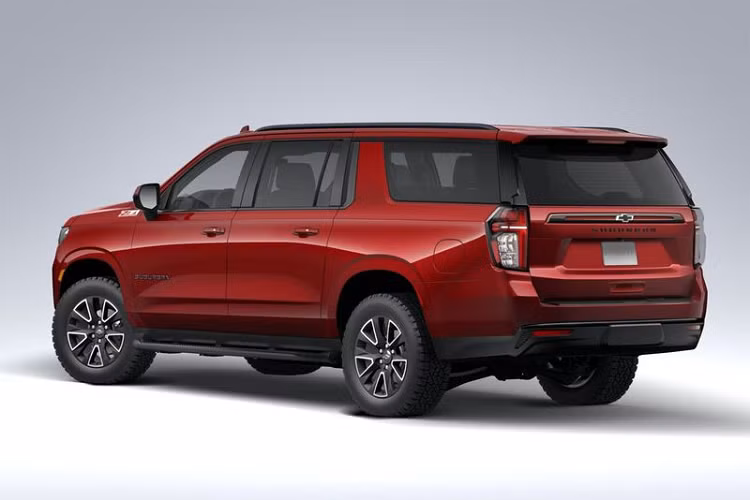 Khách hàng cũng có thể lựa chọn động cơ V8 6.2 lít mạnh mẽ hơn với công suất 420 mã lực và mô-men xoắn cực đại 624Nm. Cả hai cỗ máy trên Suburban Z71 2021 đều được kết hợp với hộp số tự động 10 cấp và hộp số phụ 2 cấp theo tiêu chuẩn.