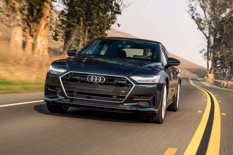  Audi A7 – 39,7 ngày So với A8, Audi A7 dễ bán hơn trên thị trường xe cũ, khi chỉ mất 39,7 ngày. Đây cũng là sản phẩm có mức giá trung bình phải chăng, tầm 47.710 USD.