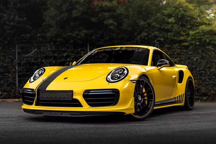 Nếu siêu xe Porsche 911 Turbo S 2021 mạnh 641 mã lực vẫn chưa đủ làm bạn hài lòng, chiếc 911 Turbo S đời 2017 nâng cấp bởi Manhart Performance là cái tên đáng được cân nhắc. Mẫu coupe của Porsche sau khi trải qua những tinh chỉnh từ hãng độ Đức mạnh hơn trước gần 270 mã lực.