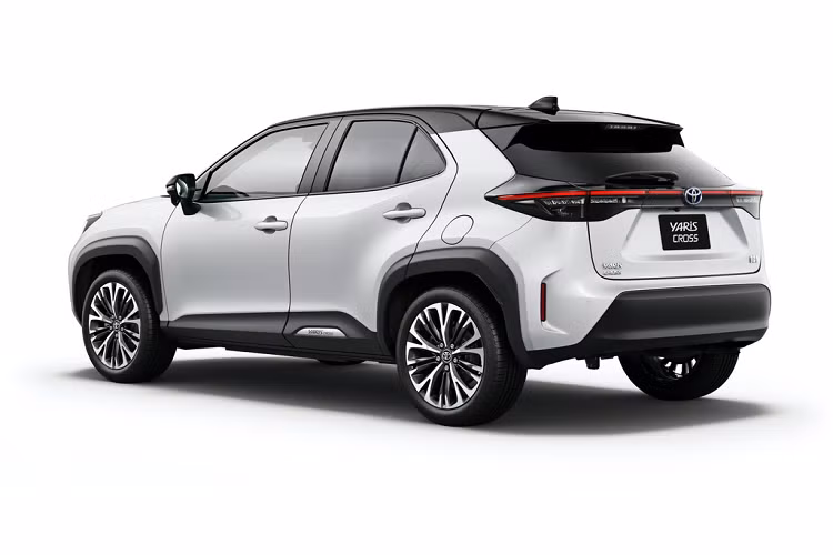 Tương tự thị trường Nhật, Yaris Cross tại Australia cũng được trang bị gói an toàn Toyota Safety Sense gồm các công nghệ kiểm soát hành trình bằng radar ở mọi dải tốc độ, hỗ trợ giữ làn đường và hệ thống đèn pha thích ứng.