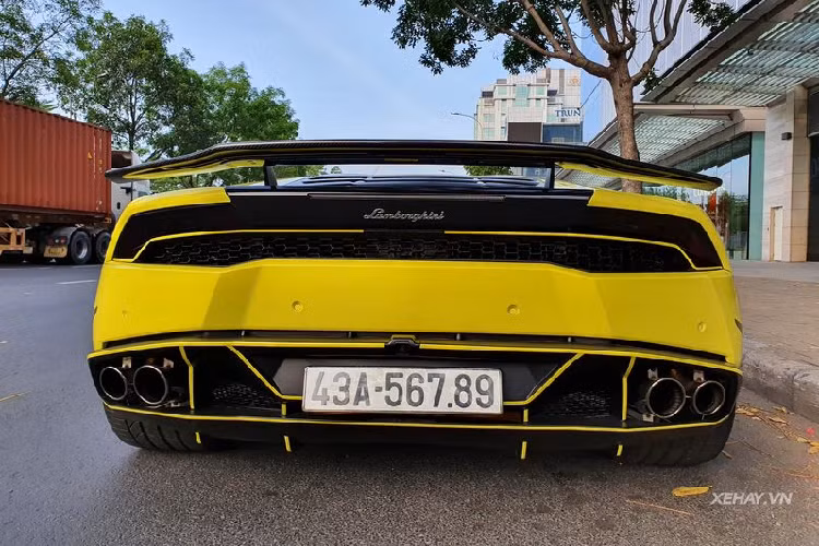 Trước đó, siêu phẩm Huracan này từng sở hữu nước sơn ngoại thất nguyên bản là màu da cam.
