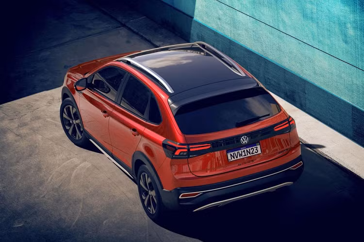 Ở thị trường Nam Mỹ, Volkswagen Nivus 2021 được trang bị động cơ xăng 3 xi-lanh, tăng áp, dung tích 1.0 lít, sản sinh công suất tối đa 114 mã lực. Nếu chạy bằng ethanol, động cơ sẽ tạo ra công suất tối đa 126 mã lực và mô-men xoắn cực đại 200 Nm. Động cơ kết hợp với hộp số tự động 6 cấp và hệ dẫn động cầu trước.