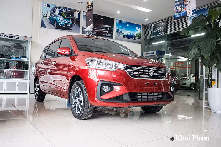 Suzuki Ertiga Sport moi 559 trieu dong, 