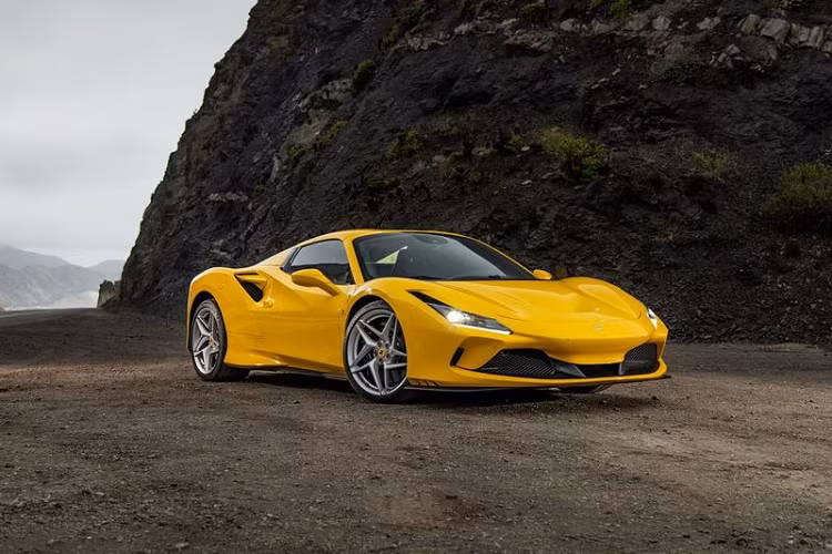 Giá bán của F8 Spider tại 2 thị trường này chênh lệch khá cao do phải chịu các mức thuế phí khác nhau. Cụ thể, đối với thị trường Malaysia, giá bán khởi điểm là 1,178 triệu RM (~ 6,5 tỷ VNĐ), trong khi đó tại Thái Lan là 26,35 triệu baht (~ 19,7 tỷ VNĐ).