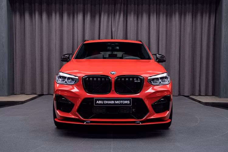 Mỗi khi nhắc tới một chiếc crossover với kiểu đuôi coupe thể thao, người ta thường nghĩ tới chiếc Range Rover Evoque, Mercedes GLE Coupe hay BMW X6 - tuy nhiên với BMW X4 M Competition mới lại khác.