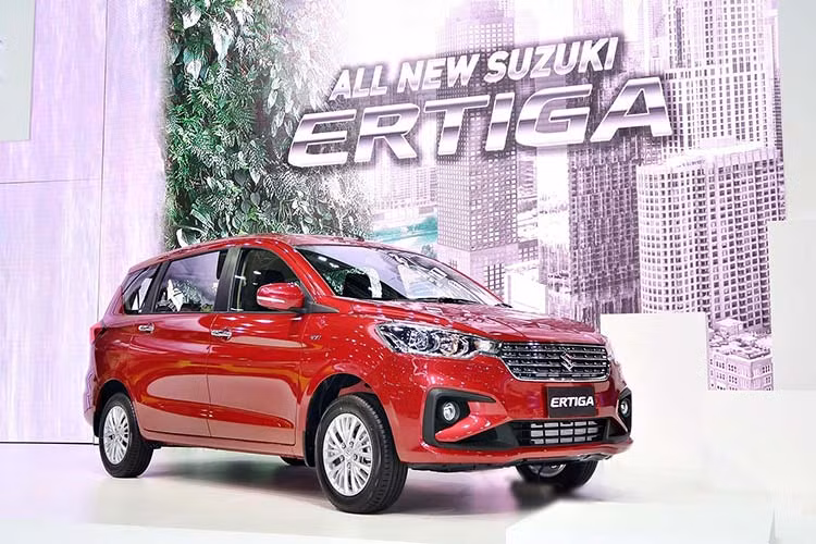 Theo một số nguồn tin đáng tin cậy, Suzuki Việt Nam đang triển khai kế hoạch đưa phiên bản 2020 mới của mẫu Ertiga về nước. Được biết, mẫu MPV giá rẻ Suzuki Ertiga 2020 mới sẽ được nâng cấp hàng loạt trang bị mới, nhằm cạnh tranh với đối thủ Mitsubishi Xpander.