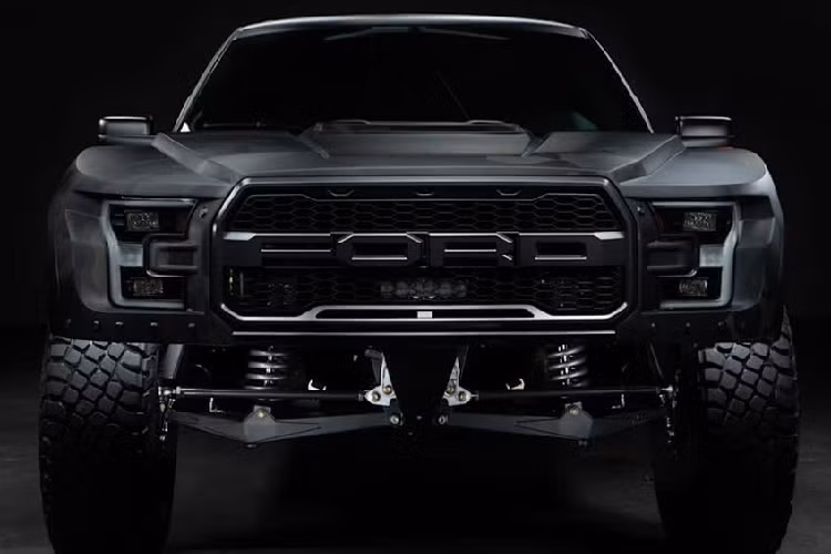 Dai gia Da thanh chi hang tram trieu do Ford F-150 Raptor
