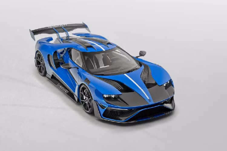 Là một hãng độ đến từ Đức, Mansory nổi tiếng với ngôn ngữ thiết kế phá cách và ấn tượng cùng số lượng sản xuất giới hạn. Phân khúc sản phẩm của Mansory này được phân bổ từ những thương hiệu siêu xe đình đám như Lamborghini, Ferrari... cho đến những hãng xe siêu sang như Rolls-Royce hay Bentley... và mới đây nhất là Ford GT độ Mansory.