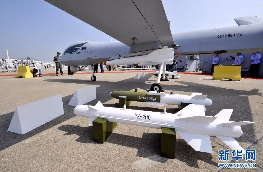 Phía Trung Quốc cũng thẳng thắn cho biết CH-5 có khả năng hoạt động tương đương với UAV MQ-9 Reaper nhưng chỉ có giá bằng một nửa. Mặc dù vậy, trần bay tối đa mà CH-5 có thể đạt được chỉ khoảng 9000 mét so với từ 12.000 đến 15.000 mét của chiếc Reaper. Nguồn ảnh: News.