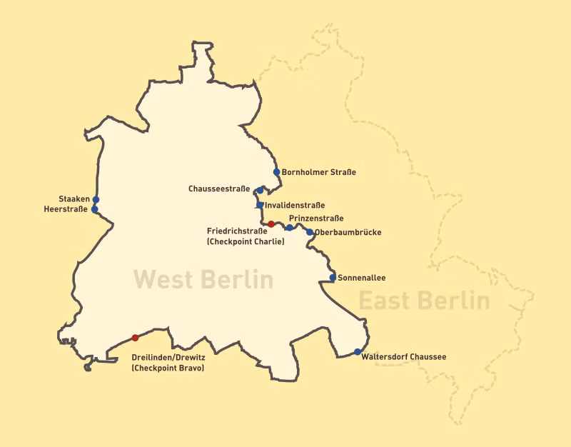 Trạm C tại Berlin là một trong nhiều nút giao thông qua lại từ Tây và Đông Berlin nhưng vì nhiều lý do, nó lại là địa điểm nổi tiếng nhất dọc bức tường này. Nguồn ảnh: Commons.