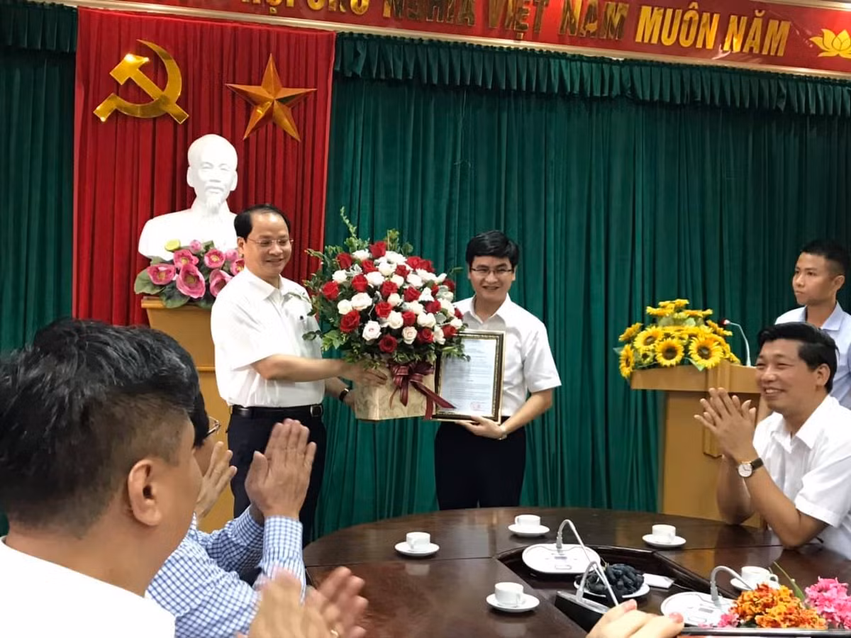 Ông Nguyễn Tuấn Thịnh hiện là Phó Viện trưởng Viện Nghiên cứu phát triển kinh tế-xã hôi Hà Nội.