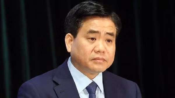 Nhung “kim bai” nao giup ong Nguyen Duc Chung giam nhe toi?