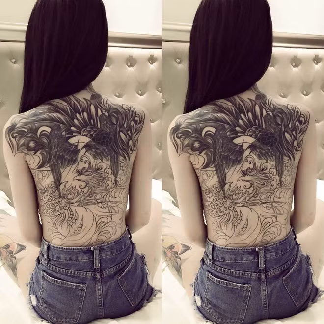 Thủy Ngân còn được biết đến với nickname Thỏ Tây. Trên một số trang tin giới trẻ, Thủy Ngân tiết lộ cô đã yêu thích xăm nghệ thuật từ lâu và sở hữu hình xăm đầu tiên trên cơ thể năm 18 tuổi.