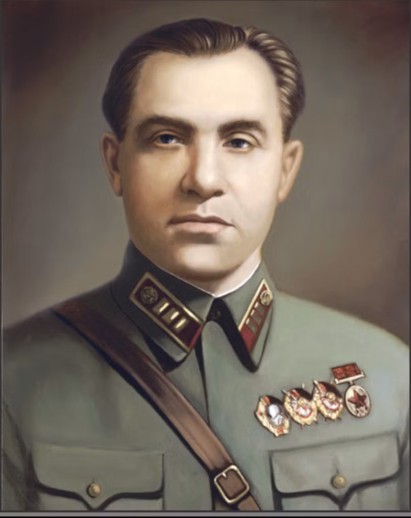 Sở dĩ người lính Starinov của Liên Xô trở thành "cái gai trong mắt" Hitler là vì ông thực hiện nhiều nhiệm vụ phá hủy các tòa nhà và làm trật ray tàu của Đức quốc xã. Kết quả là phát xít Đức tổn thất lớn.