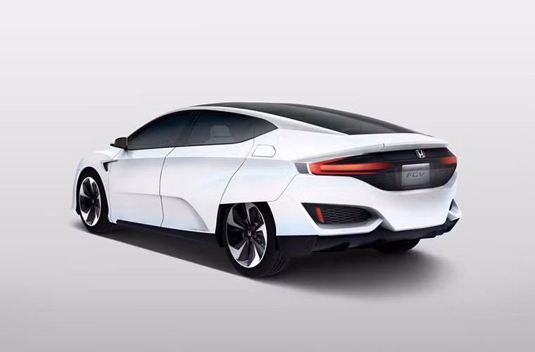 Mẫu FCV Concept của Honda có thể đạt tầm hoạt động 700 km nhờ vào thùng chứa 70 MPa nhiên liệu hydrogen lỏng.