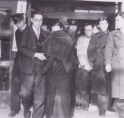 12. Bà đỡ đẻ người Nhật Miyuki Ishikawa có thể đã sát hại tới 169 sinh linh. Bà ta là giám đốc bệnh viện phụ sản Kotobuki vào thập niên 1940. Bà quyết định giết hại trẻ sơ sinh của những cặp vợ chồng không đủ tiền nuôi con mà quỹ nhân đạo thì không đủ./.