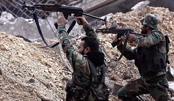 Luc luong Syria danh tan tac phien quan IS o Deir Ezzor