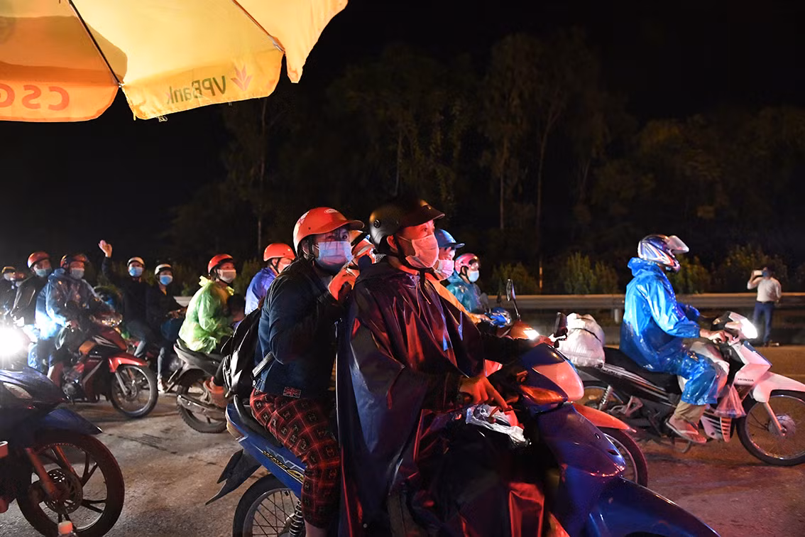 Được biết, quá trình di chuyển của đoàn được các địa phương thường xuyên thông báo cho nhau.