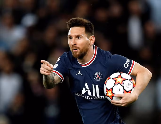 Đội bóng của HLV Mauricio Pochettino có 7 điểm sau 3 lượt trận và sẽ hành quân đến Đức để tái đấu chủ nhà Leipzig ở lượt trận thứ 4 vào ngày 4-11. Trong khi đó, hai đấu thủ còn lại ở bảng A là Man City và Club Brugge sẽ so tài trên sân Etihad nước Anh cùng ngày.