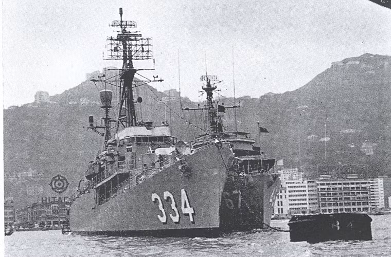 HQ-03 được chế tạo tại nhà máy Consolidated Steel (Mỹ) từ ngày 31/8/1943, con tàu chính thức hạ thủy ngày 13/11/1943 và nhận tên hiệu USS Forster (DE-334). Ngày 25/1/1944 nó chính thức được biên chế cho Hải quân Mỹ sử dụng, hoạt động chủ yếu ở vùng biển Atlantic và Địa Trung Hải.
